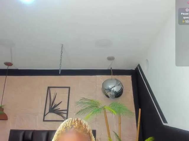 alanabonny on BongaCams