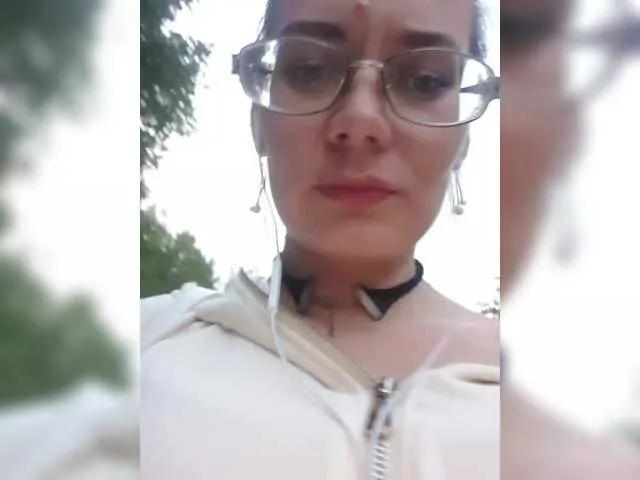 analiMilana on BongaCams 
