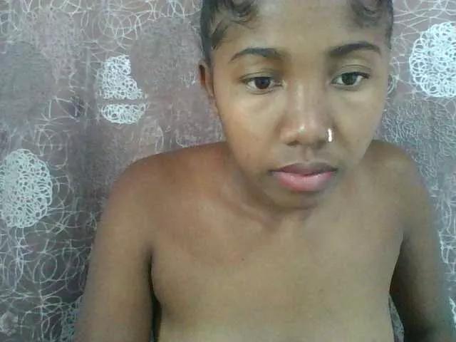 Annah21 on BongaCams 