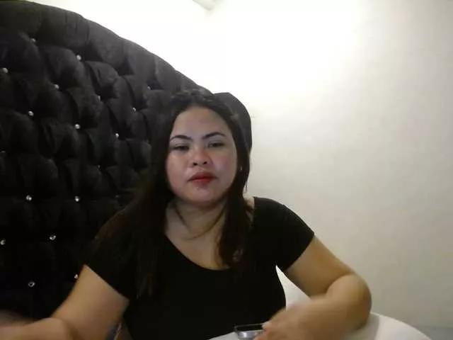 Asianbigbuttyboobs on BongaCams 