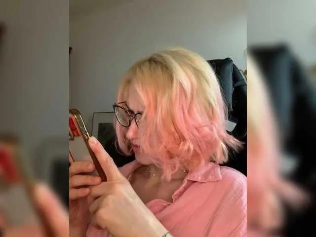Asya-baby on BongaCams 