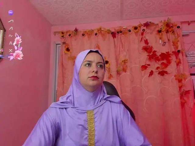 BadraSaadi — I love being dominated, I love being submissive and having my pussy vibrate, that's delicious
