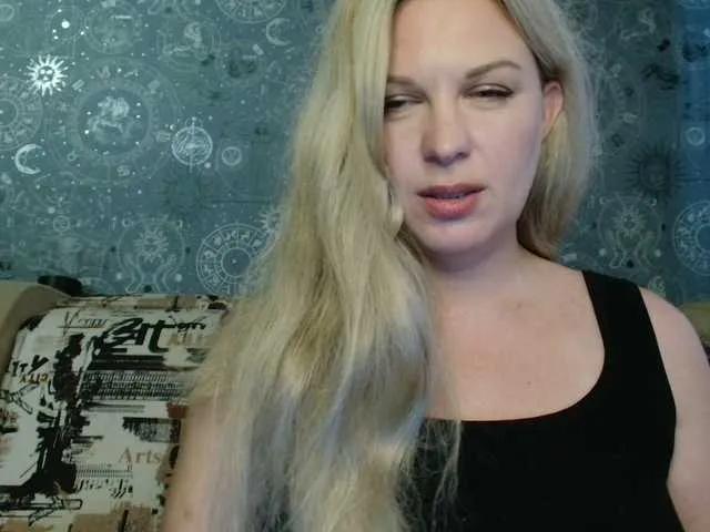 BlondeFox on BongaCams
