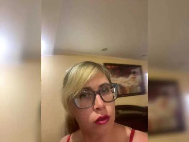 Crystal00Girl — Freechat on BongaCams
