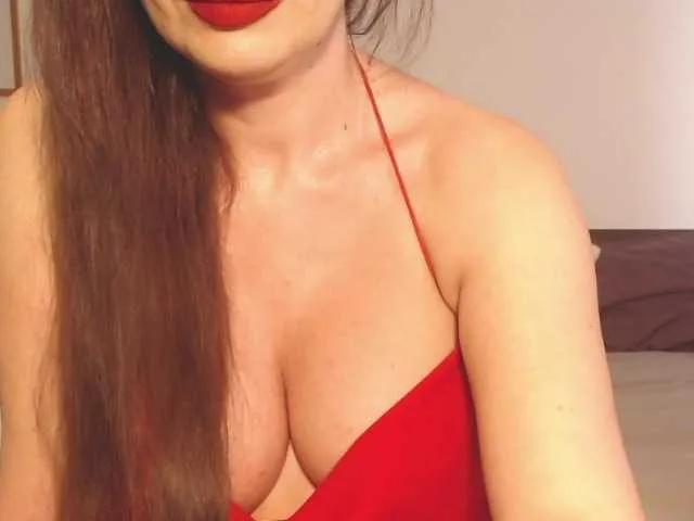 ellaine on BongaCams 