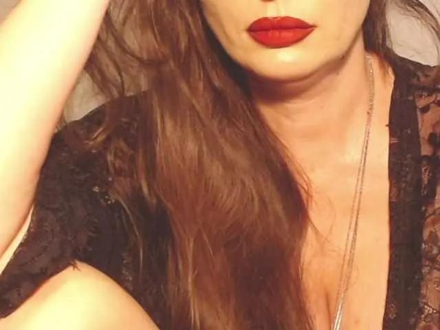 ellaine on BongaCams 