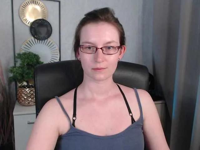 EmmaHeart on BongaCams 