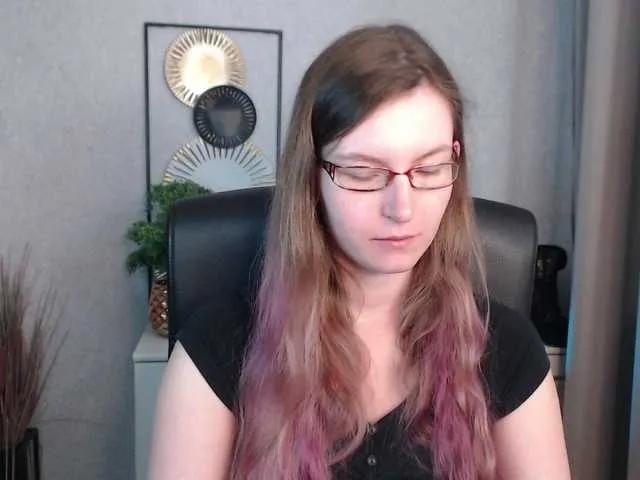 EmmaHeart on BongaCams 