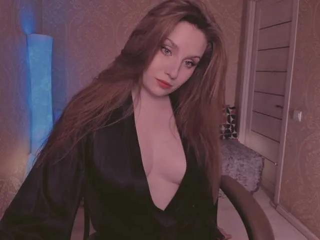 Esmeerrr on BongaCams 