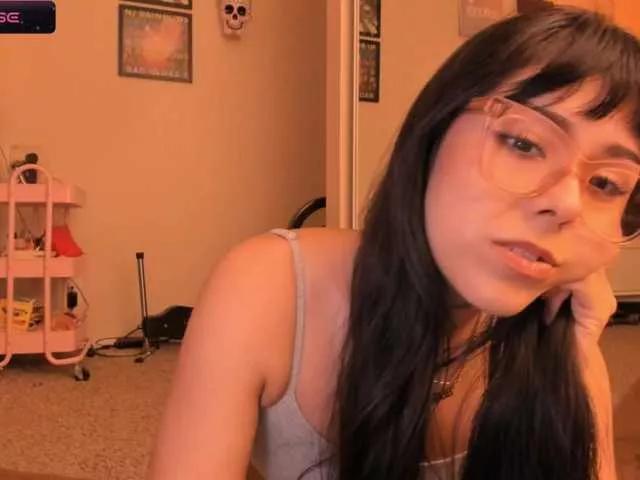 EveeLuna on BongaCams 