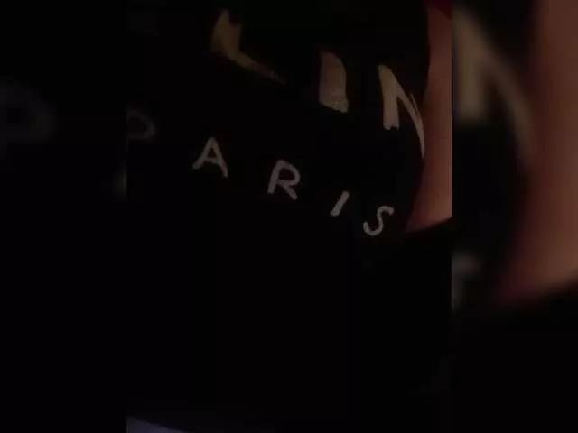 EveHugs on BongaCams 
