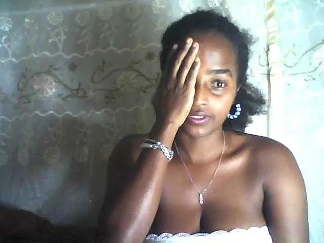 Flania on BongaCams