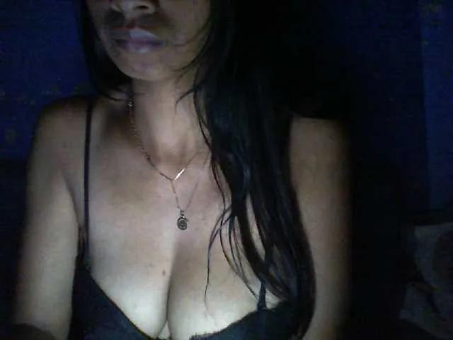 Giiulia on BongaCams 