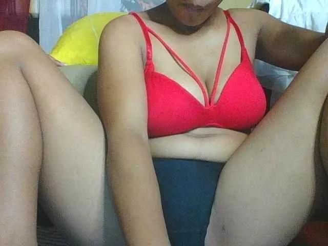 Giiulia on BongaCams 