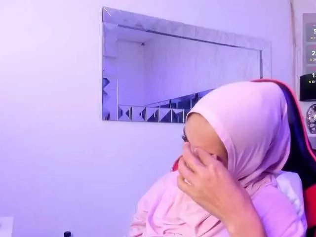 IrisKarimm on BongaCams