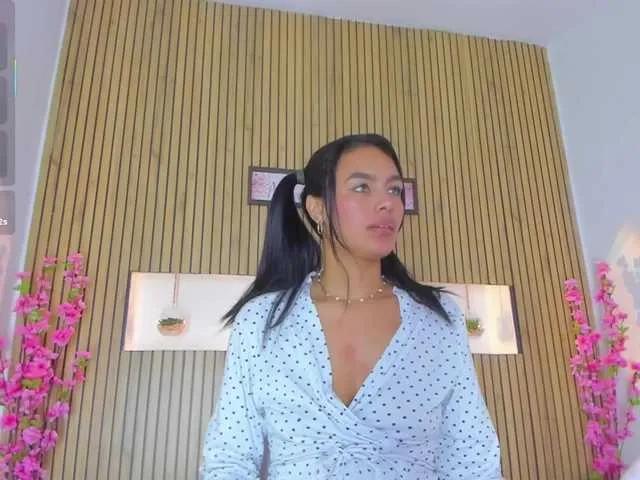 Joy-vergara — I love kisses on the back, neck and feet; I love to feel your hands for my whole body, I love that we can give each other mutual pleasure with oral sex; After that I love getting wild; The buttocks go crazy