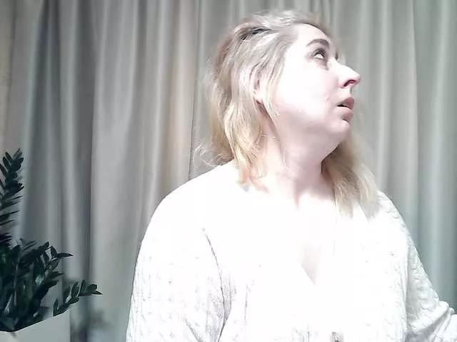 KickaIricka on BongaCams 