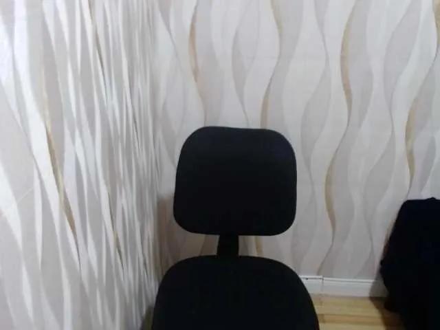 LauraBree on BongaCams