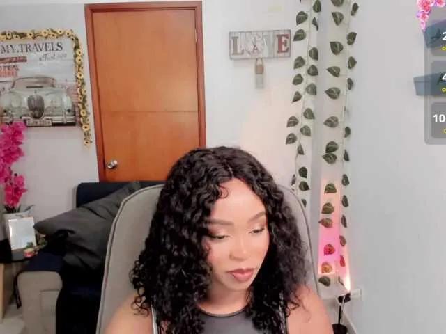 lindasnows on BongaCams