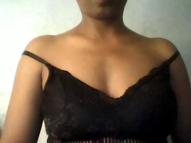 MayaQueen on BongaCams 