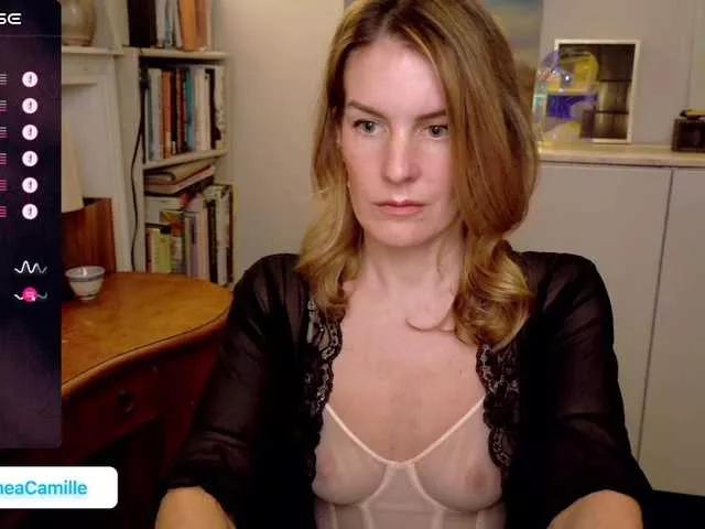 MissTheaCamille on BongaCams 