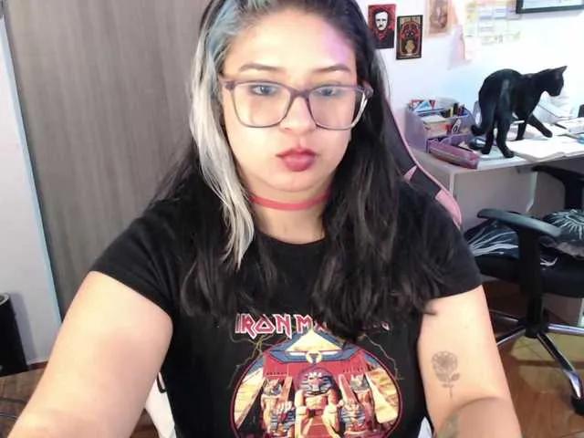 Mollyshake11 on BongaCams 