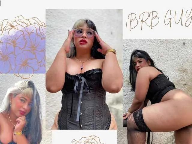 Mollyshake11 on BongaCams 