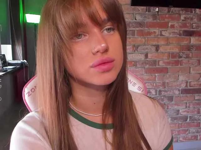 Naomimif — Freechat on BongaCams