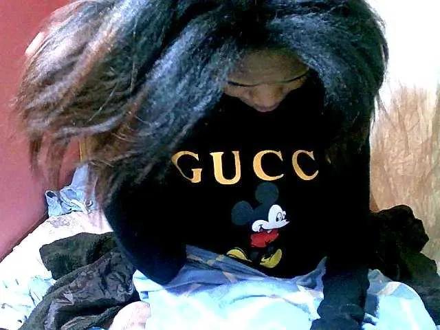 Princesseca — Dirty show show anal, squirt, faire pipi ..vomise dildo ass,dildo pusy