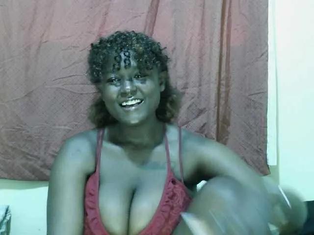 SweetHive on BongaCams