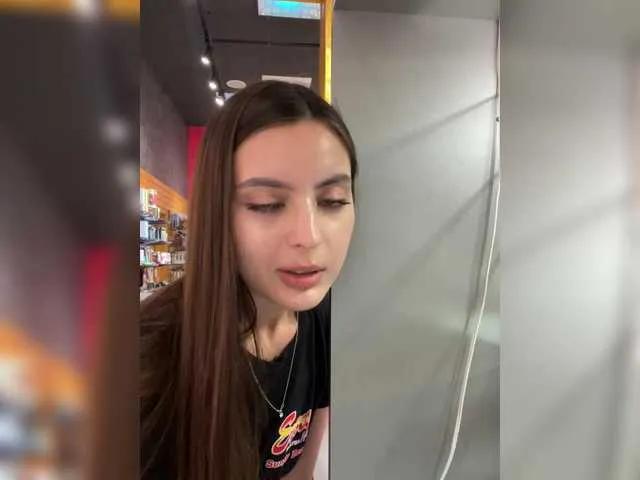 xxxPIONERKAxxx — I get turned on by tenderness and gentle attention. Love soft eroticism, subtle hints and deep emotions. No haste ;)
