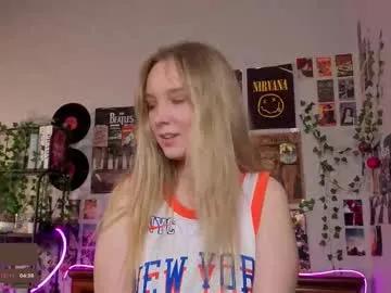 darleneferran — Heeeeyy, my name is lina !! Goal:   LICK LIPS CLOSE TO THE CAMERA  #blonde #shy #New #18 #bigBoobs [25 tokens remaining]