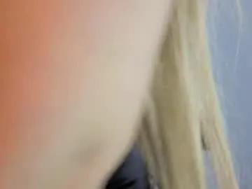 eleecttraa_12 on Chaturbate 