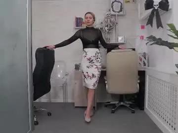 ellamilf on Chaturbate 