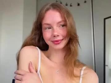 elli_harmon on Chaturbate 