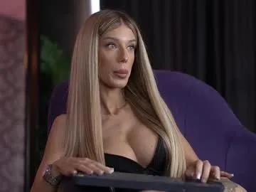 ellieredd — Her beauty is a sin... and you're about to fall for it. - Goal: time to play with my kitty  #skinny #bigboobs #natural #blonde #orgasm