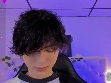 elliot_younng on Chaturbate 