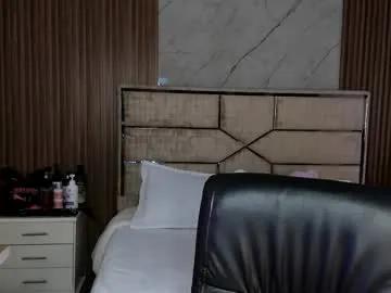 emilyhendrix_ — Deepthroat Lovers, this is his paradise | Destroy our make up Messy show | #deepthroat #saliva #fuckmachine #couple #bbc |