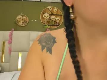 eva_rosse69 — Goal: HAPPY SUNDAY EVA  #bigpussylips #bigclit #squirt #anal #hairy  - Next Goal: Licking the tip of the cock 