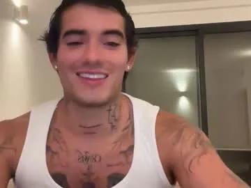 kenboyea_ — cum !  [1379 tokens remaining]