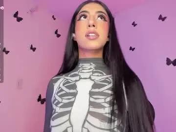 kendra_miller07_ — GOAL: Totally naked, sexy dance with oil and provocations [299 tokens remaining] Today my mouth will do everything... while vibrating softlydo #saliva #ahegao #latina  #young #shaved