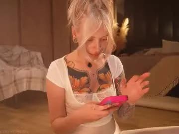 kinkylina_ on Chaturbate 