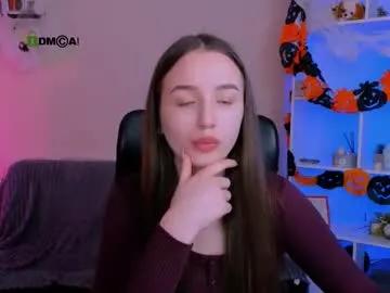 lissa_night — GOAL: touch  boobs [94 tokens remaining] Welcome to my room! #shy #nonude #18 #pvt #tease