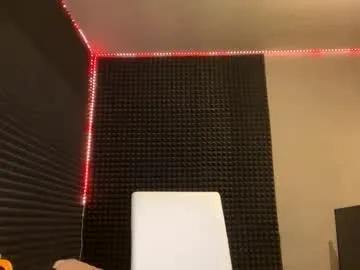 michelemagnetico — GET NAKED [200 tokens remaining]