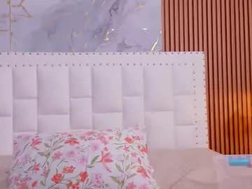 naughty_ebonyy — Wanna enjoy with a kinky pussy? buzz my little kitty until make squirt @10 -MULTIGOAL GOAL 3 GET NAKED/GOAL 5 finger Pussy/Goal6 dildo fuck #ebony #latina #bignipples #saliva #bigass [34 tokens remaining]