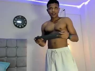 nighot00 — welcome guys cum explosion #party #muscle #bigcock #latino #cum #uncut [500 tokens remaining]
