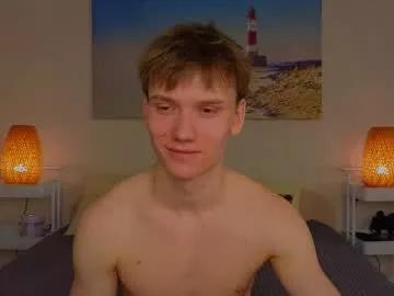 pupsenish on Chaturbate 