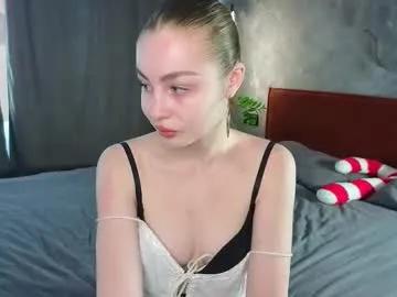 refugiogouldman — Goal: Flash boobs-  I'm Mia, I'm #18 yo and I'm #new here.Let's get acquainted! #young #lovense #teen [70 tokens remaining]