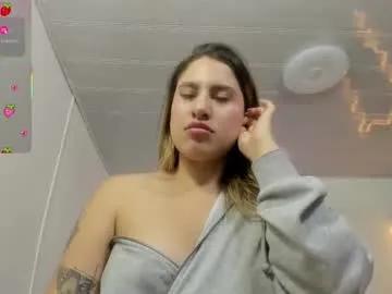 saaya_tay — GOAL: finger  in pussy [69 tokens remaining] Make me wet with your tips if you love me type me 5/55/555/555 #natural #leggings #hairy #muscle #cameltoe