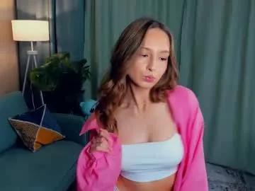 tessiekhanponaphan on Chaturbate 